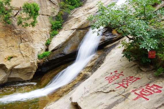 广西交职院搭建校地合作产销平台 消费帮扶助力乡村振兴